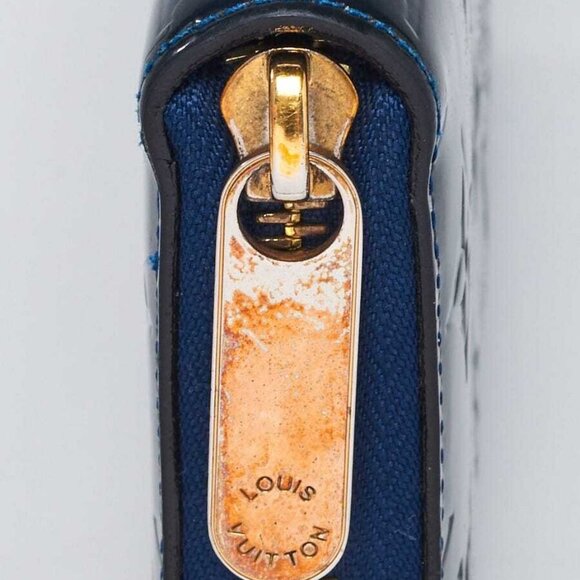 Louis Vuitton Grand Blue Monogram Vernis Zippy Wallet - Picture 4 of 8